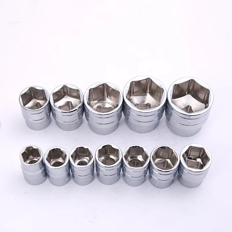 82pcs Home Car Repair Tool Kit Set Includes Socket Wrench & Ratchet Screwdriver with Bit Comes in Mechanical Tools Case